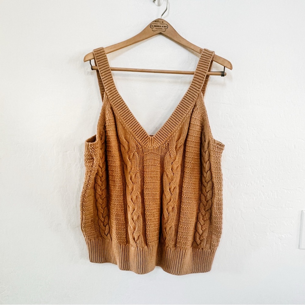 NWT Banana Republic Sweater Tank - Picture 1 of 5